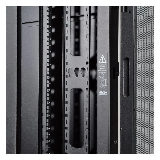 Tripp Lite SR42UB Gabinete de Profundidad Estándar SmartRack de 42U con Puertas y Paneles Laterales image 14