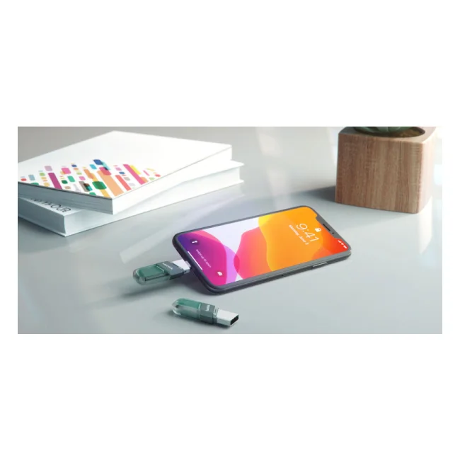 SanDisk iXpand Flash Drive Flip unidad flash USB 256 GB USB Type-A / Lightning 3.2 Gen 1 (3.1 Gen 1) Gris, Plata, Transparente image 15