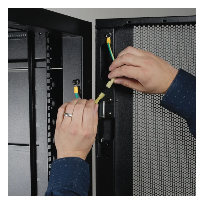 Tripp Lite SR42UB Gabinete de Profundidad Estándar SmartRack de 42U con Puertas y Paneles Laterales image 15