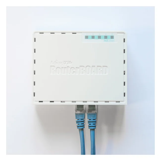 Mikrotik RB750GR3 enrutador Gigabit Ethernet Turquesa, Blanco image 5