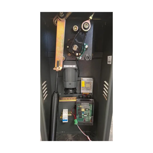 ZKTECO CMP200L - Barrera Vehicular Izquierda / Brazo Telescópico de 2.6 hasta 4.5 metros / 3 Seg. / Dirección Ajustable (a Derecha) / Gabinete con Luz Led Indicador de estado / Sistema Inteligente anti-impacto/ Incluye 2 controles remotos image 6