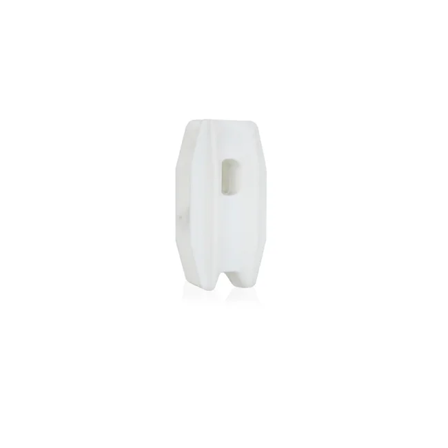 AISLADOR DE ESQUINA PARA POSTE DE 1/2pulg O 3/4pulg COLOR BLANCO PARA CERCAS ELECTRIFICADAS. ALTER ALT-AIS3 VENTA POR PIEZA